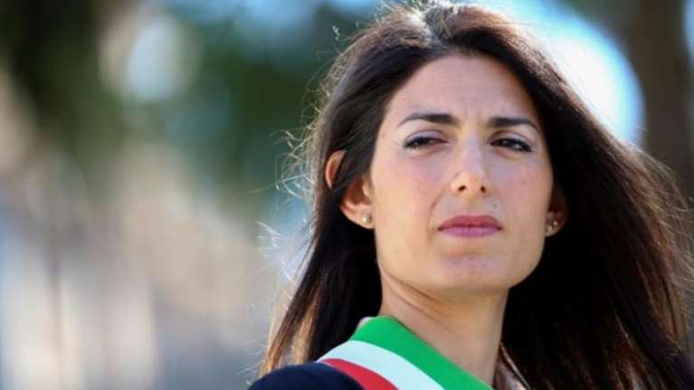 Ρώμη: Η δήμαρχος απαγόρευσε τo αλκοόλ στους δρόμους!