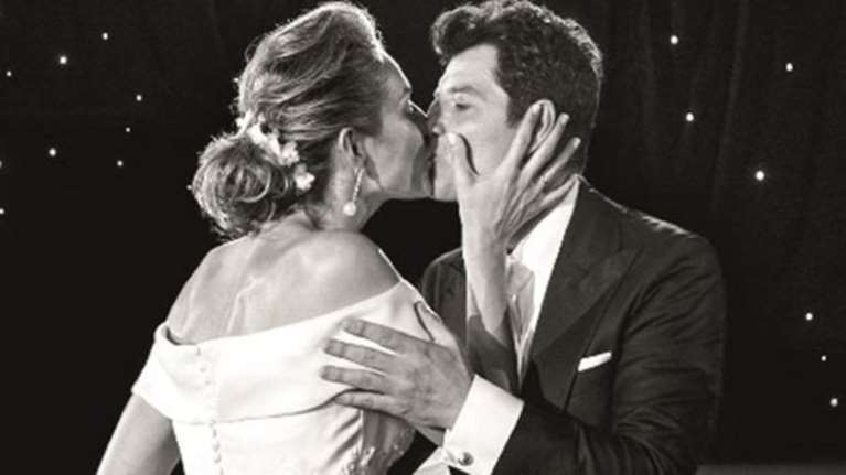 Το συγκινητικό βίντεο του νιόπαντρου Σάκη Ρουβά: Σας ευχαριστώ