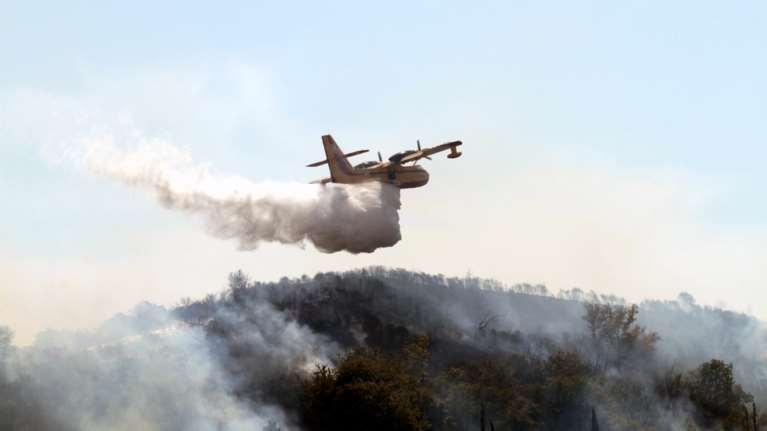 Καλαμάτα: Πυρκαγιά σε δασική έκταση στο Εξωχώρι Μεσσηνίας