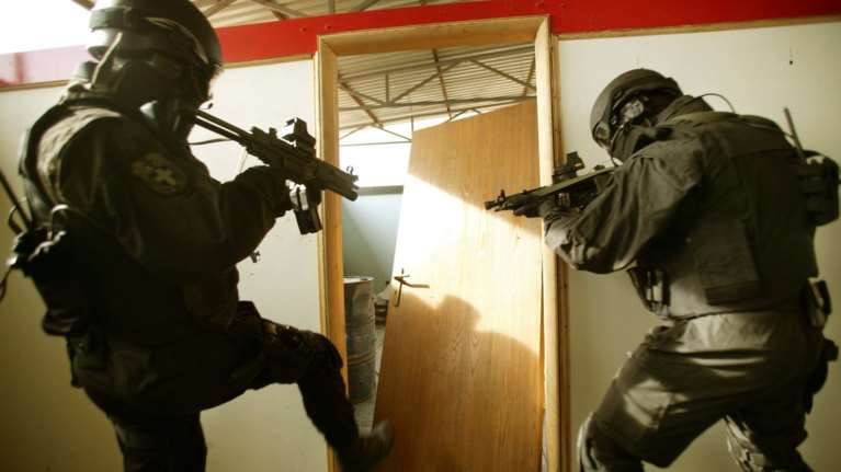 «Tυφώνας» κατά τζιχαντιστών: Επί ποδός η αντιτρομοκρατική