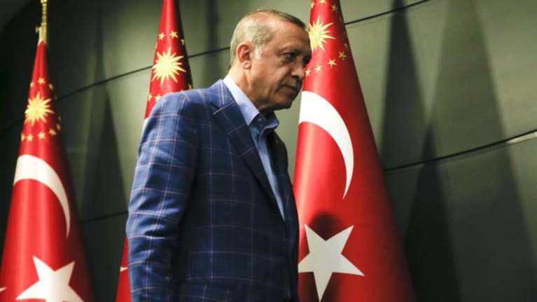 Συνελήφθη ο σκηνοθέτης της ταινίας που «δολοφόνησε» τον Ερντογάν