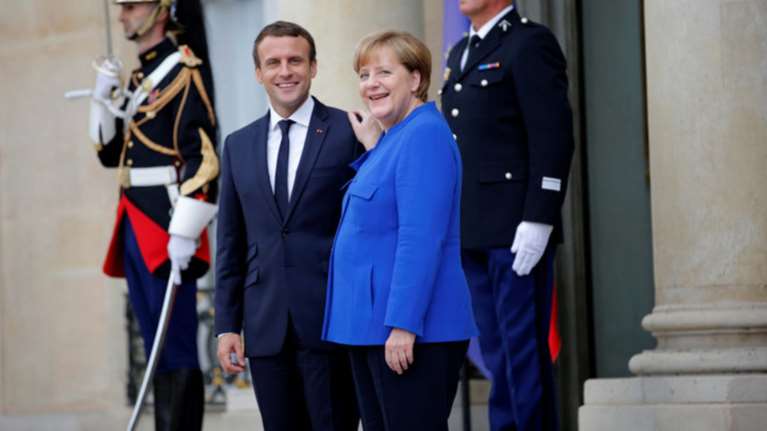 Το δίλημμα Μακρόν, η Μέρκελ και οι γαλλικές μεταρρυθμίσεις