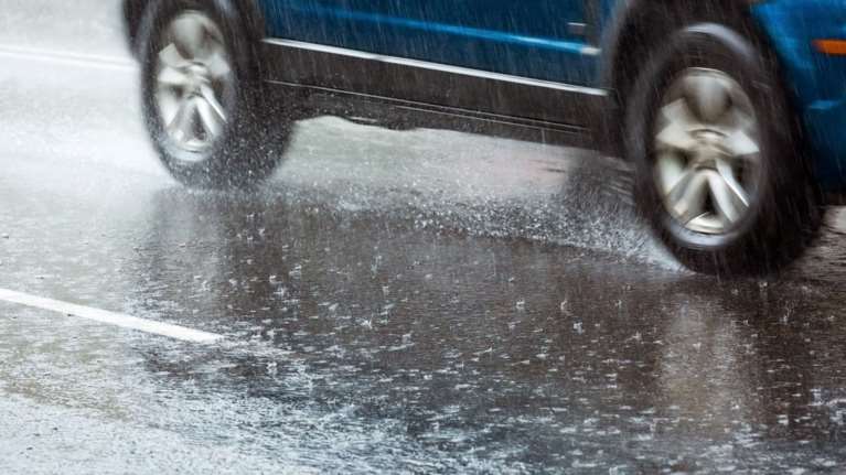 Ερχονται καταιγίδες: Που και πότε θα χτυπήσει η κακοκαιρία