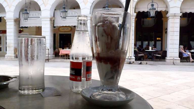 Συνεχίζεται το «όργιο» φοροδιαφυγής σε τουριστικούς προορισμούς