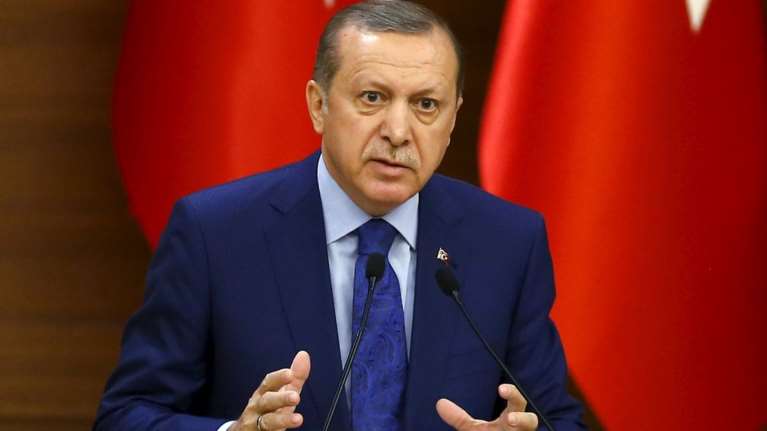 Ερντογάν σε Βερολίνο: Μην ανακατεύεστε στη χώρα μου