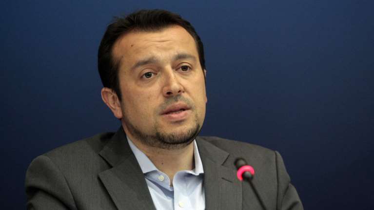 Παππάς για Βαρουφάκη: Θέατρο του παραλόγου μαζί με τη ΝΔ