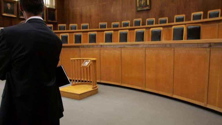 Δικηγόροι: Θεσμική εκτροπή οι επιθέσεις στη Δικαιοσύνη
