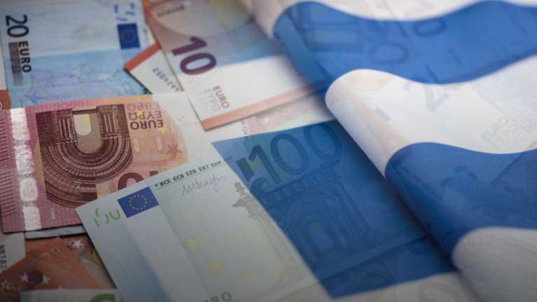 Ξένος Τύπος: Δεν τελείωσε η κρίση χρέους, πολιτικά τα κίνητρα της εξόδου