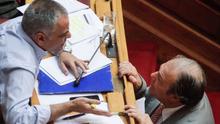 Κόκκινη κάρτα στον Σκουρλέτη από την Επιστημονική Επιτροπή της Βουλής