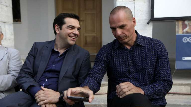 Τσίπρας για αποκαλύψεις Βαρουφάκη: Του εύχομαι καλές πωλήσεις