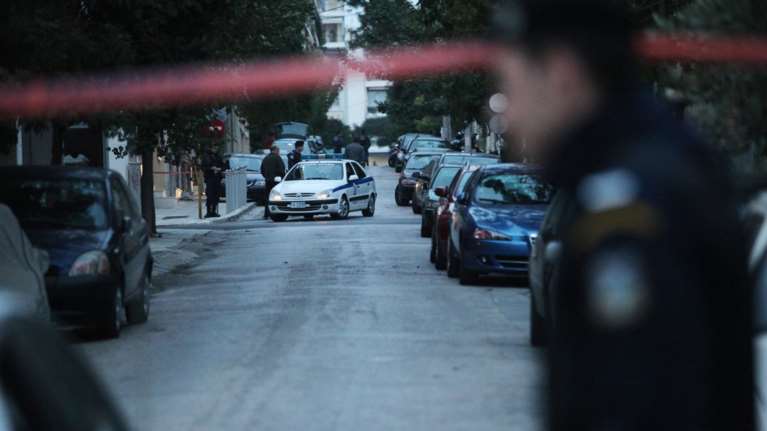 Αιματηρό επεισόδιο στη Θεσσαλονίκη - Άνδρας δέχθηκε χτύπημα με μαχαίρι