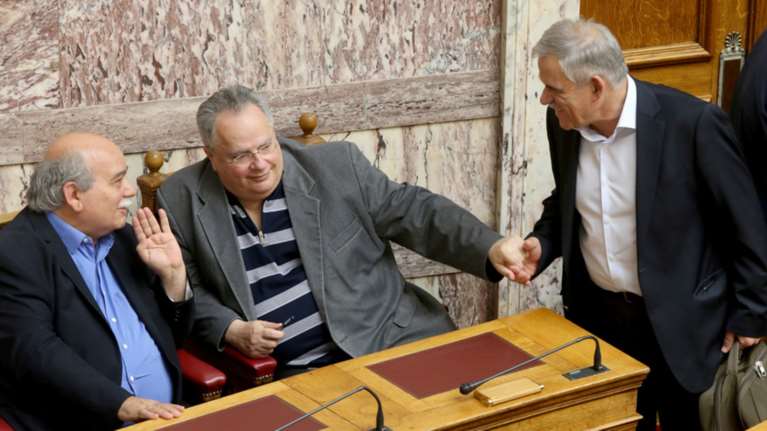 Ο Τόσκας δίνει...Βούτση για τις «κούρσες» του Ρουβίκωνα