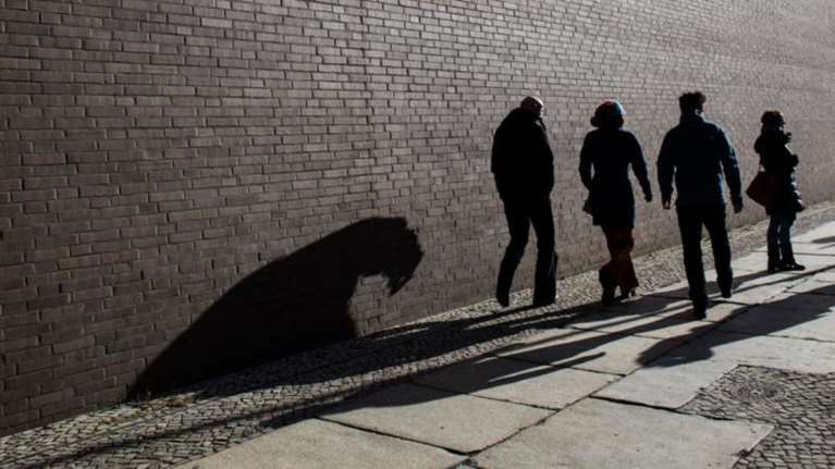 «Μαύρη» πρωτιά στην ανεργία των νέων: στο 45,5% τον Απρίλιο