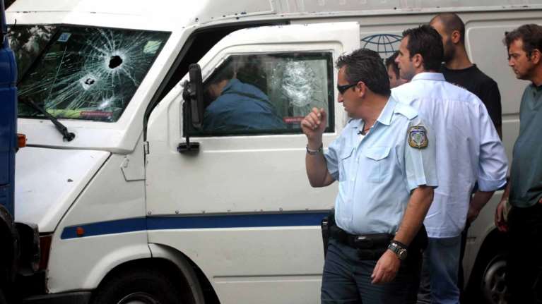 &#39;Ενοπλη ληστεία σε χρηματαποστολή στον Καρέα