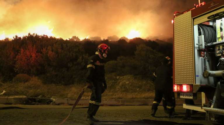 Συναγερμός στην Πυροσβεστική - 49 φωτιές σε 24 ώρες