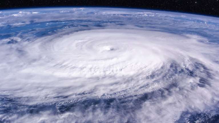 Ιαπωνία: Τουλάχιστον δύο νεκροί από το πέρασμα του τυφώνα Νόρου