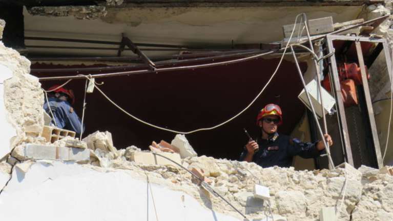Στέλνουν ψυχολόγους και κοινωνικούς λειτουργούς στους σεισμόπληκτους της Κω