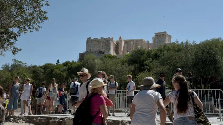 Αρχαιοφύλακες: Μας λέτε εκβιαστές; Μόνο στη Β.Κορέα δεν γίνονται απεργίες!