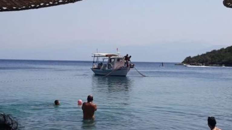 Η λύση για τις τσούχτρες στον Κορινθιακό: Ρίχνουν ...δίχτυα