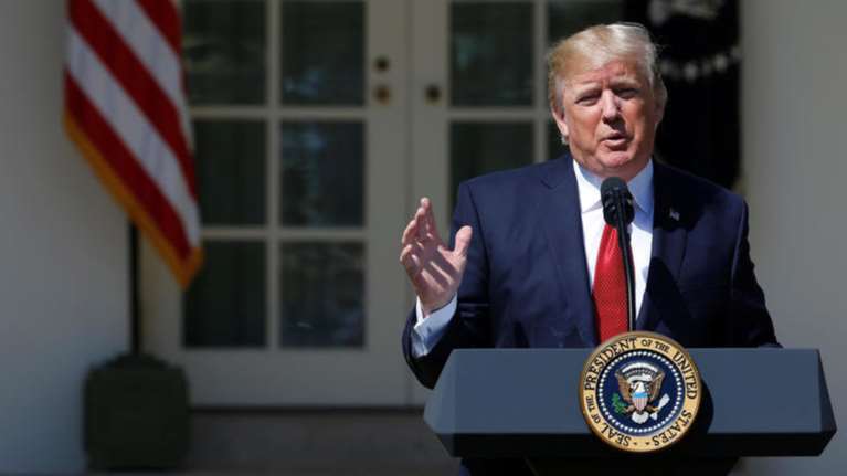 Αμετανόητος ο Τραμπ: Φταίει και η Αριστερά για την ακροδεξιά βία