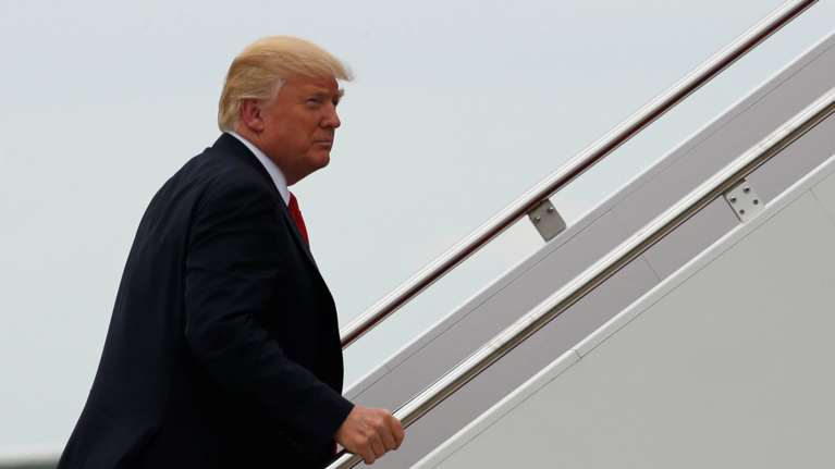 Ο Τραμπ, το Σάρλοτσβιλ και το άγριο &quot;φλερτ&quot; με την ακροδεξιά