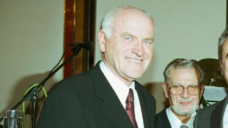 Χρήστος Λόλας: ο γιατρός που έκανε την  πρώτη μεταμόσχευση καρδιάς στο ΕΣΥ