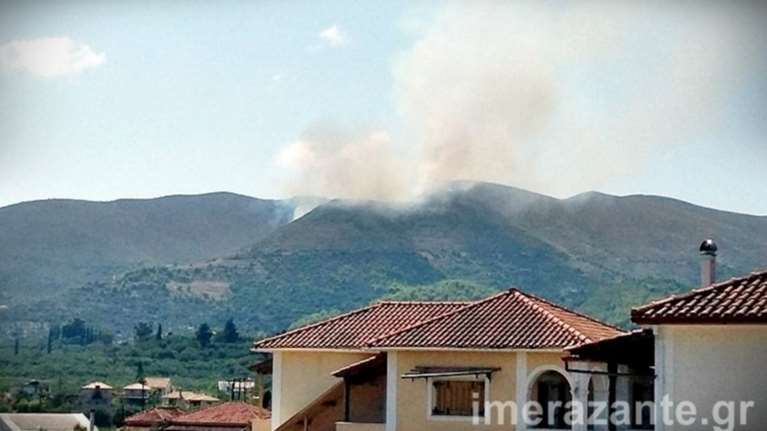 Νέα φωτιά στη Ζάκυνθο, μεγάλο μέτωπο στη Λιθακιά