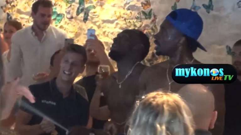 Ο Μπολτ λούζει με σαμπάνια τον κόσμο στο πάρτι του στη Μύκονο -βίντεο