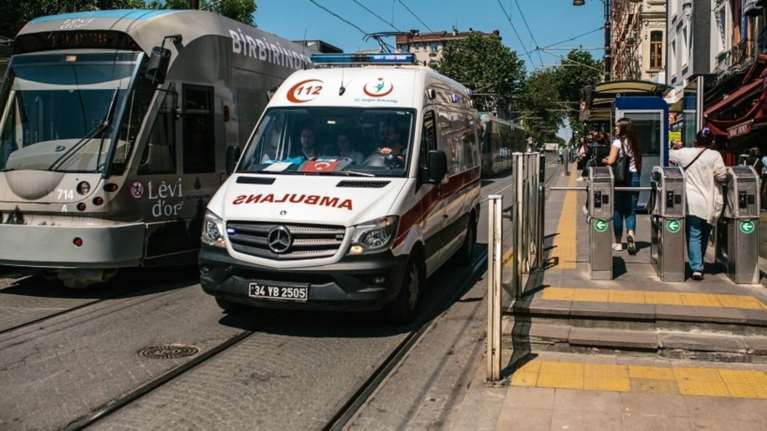 Πέντε νεκροί στην Τουρκία - Λεωφορείο έπεσε σε κιγκλίδωμα