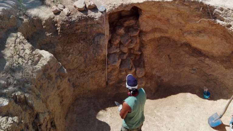 Βρέθηκαν νέοι θολωτοί τάφοι στο μυκηναϊκό νεκροταφείο Αηδονιών