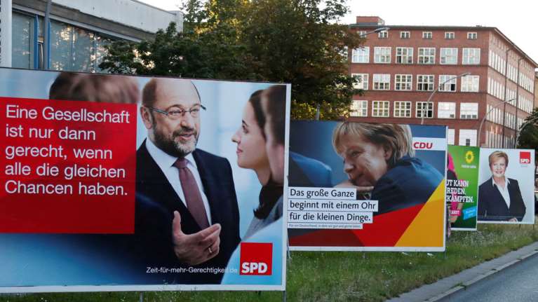 DW: Τι θα ψηφίσουν επτακόσιες είκοσι χιλιάδες Τουρκογερμανοί  στις εκλογές;