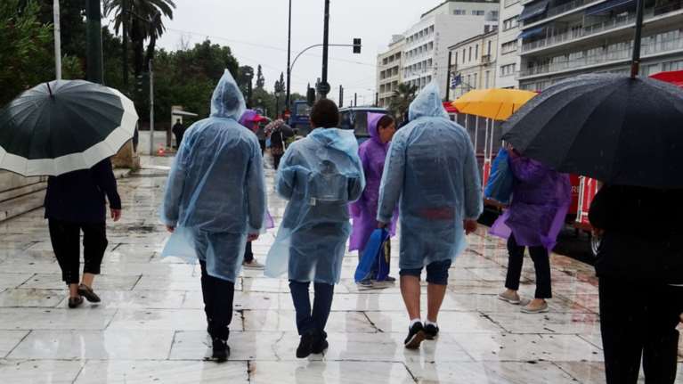 Εκτακτο δελτίο επιδείνωσης καιρού της ΕΜΥ: Ερχονται καταιγίδες και χαλάζι