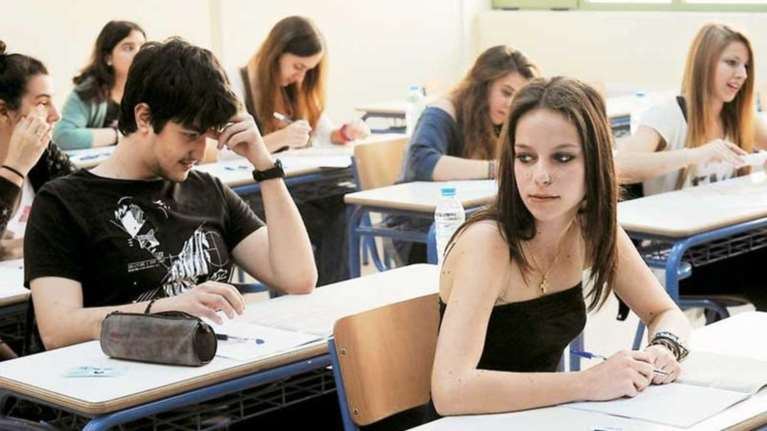 Υπ.Παιδείας: Το νέο σύστημα προστατεύει από την παραπαιδεία