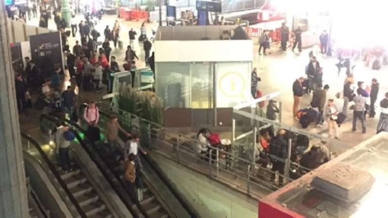 Συναγερμός στο Παρίσι: Αποκλείστηκε ο πύργος του Άιφελ