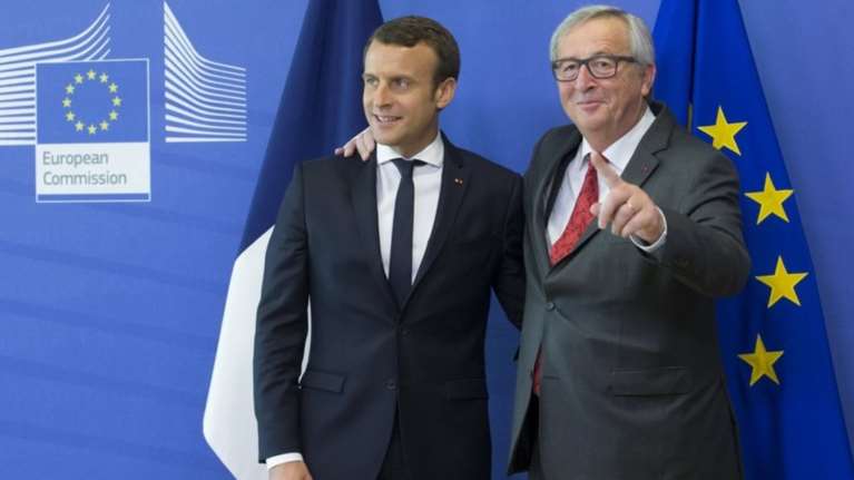 Με...υπονοούμενο το σχόλιο Γιουνκέρ για την ομιλία Μακρόν