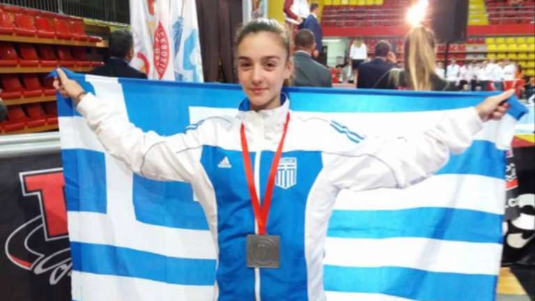 Ασημένιο μετάλλιο στο Kick Boxing η 15χρονη Σεμέλη Ζαρμακούπη