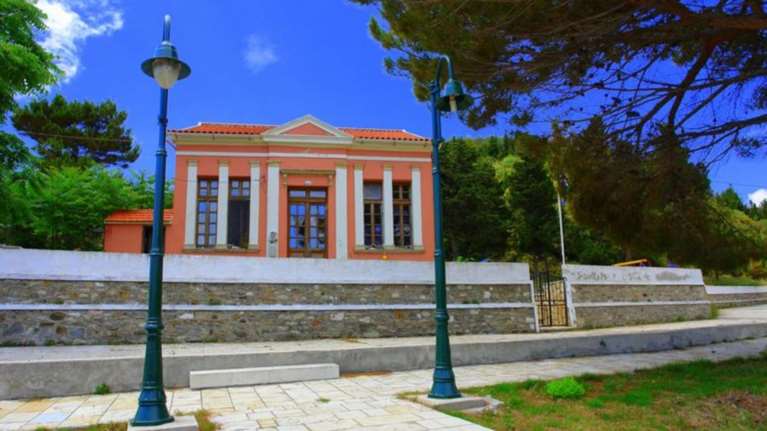 «Σίγησε» μετά από 100 χρόνια το σχολείο της Ερεικούσας
