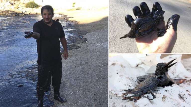 Σαλαμίνα: Φωτορεπόρτερ του Reuters βούτηξε στο μαζούτ για να σώσει μια ζωή