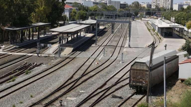 Ακινητοποιημένα τα τρένα λόγω 24ωρης απεργίας των εργαζομένων