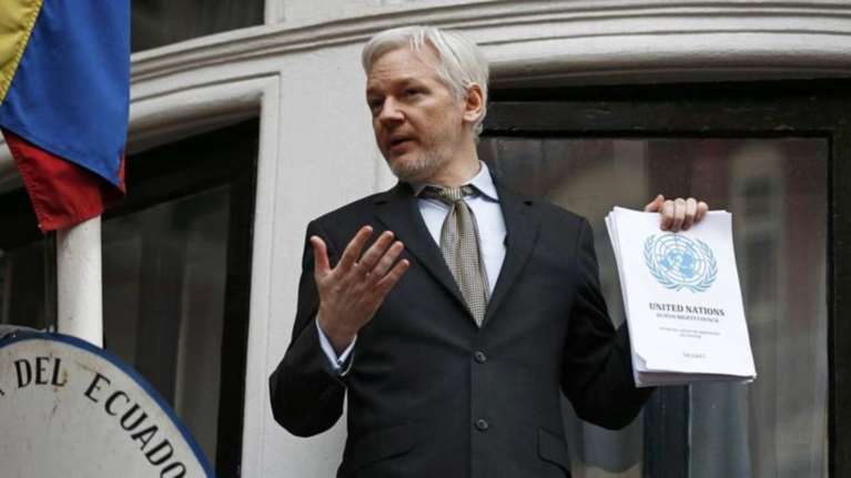 Στο πλευρό της Καταλονίας ο ιδρυτής των Wikileaks Τζ. Ασάνζ