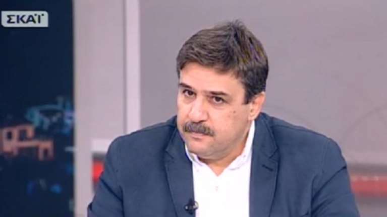 Ξανθός &quot;αδειάζει&quot; Κουρουμπλή για τα... μπάνια στον Σαρωνικό