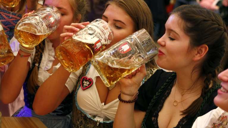 Μόναχο: η μεγαλύτερη γιορτή της μπύρας τον Οκτώβριο οδεύει προς ακύρωση