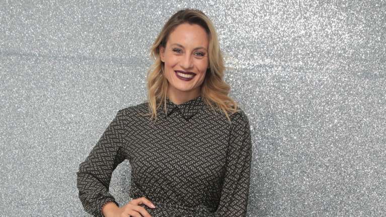 Η Ε. Μελέτη παντρεύεται το ερχόμενο καλοκαίρι- Μας δείχνει το μονόπετρό της