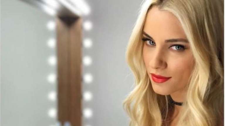 Η μεγάλη αποκάλυψη: Εγκυος η Δούκισσα Νομικού