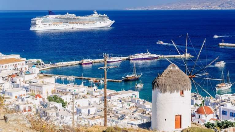 Σημαντική αύξηση 6,4% στα έσοδα από τον τουρισμό