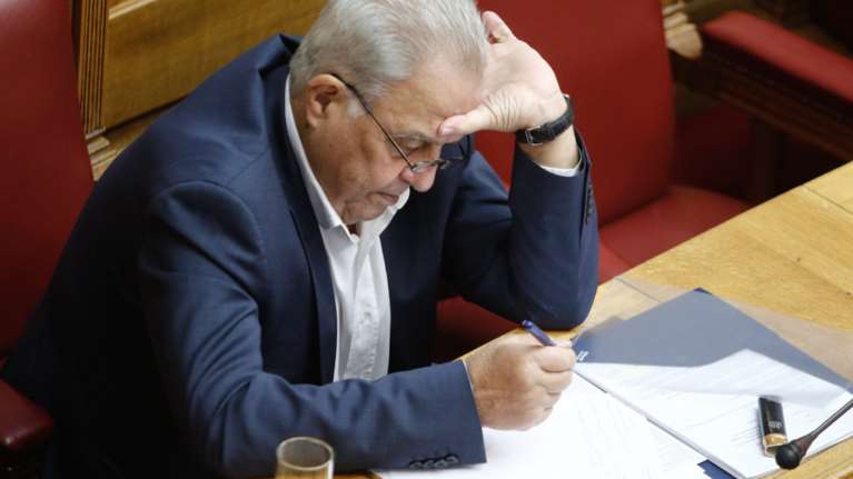 Ήταν για την παραίτηση Κουρουμπλή οι σημειώσεις Φλαμπουράρη;