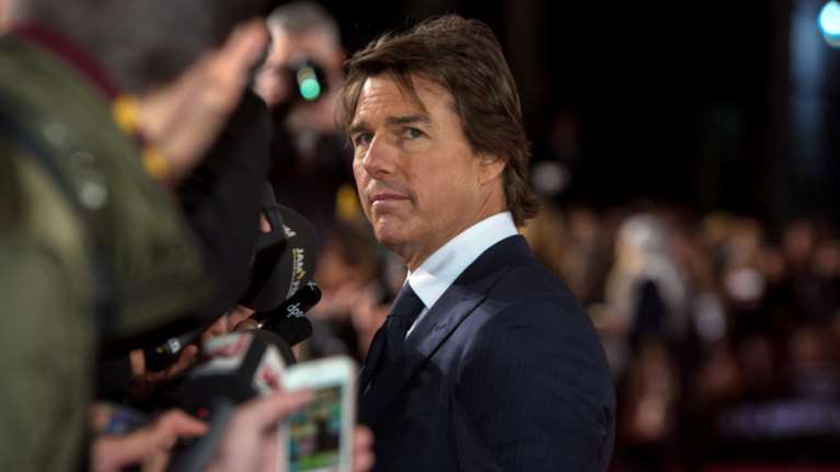 Ποιοι και γιατί θα σύρουν στα δικαστήρια τον Τομ Κρουζ