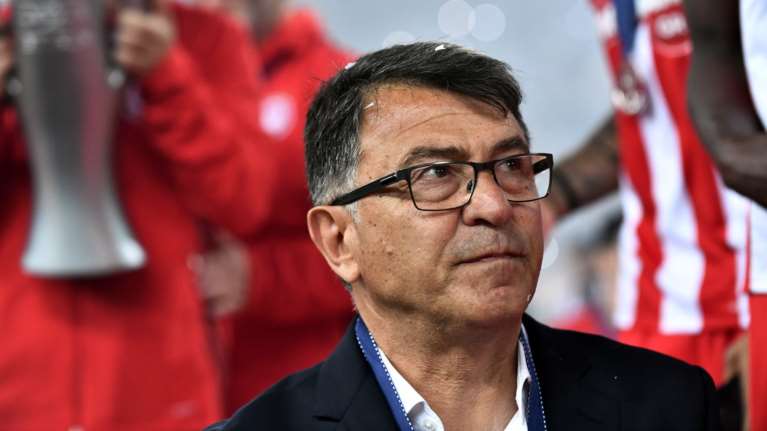 Nέος προπονητής του Ολυμπιακού o... Tάκης Λεμονής