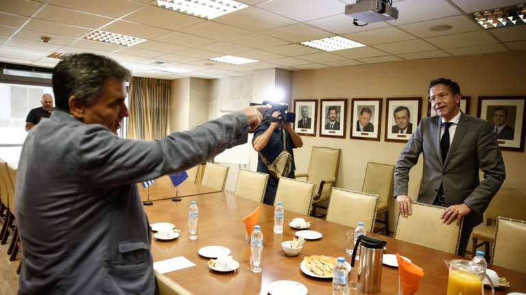 Ο Ντάισελμπλουμ «τρολάρει»: Πού είναι η φωτογραφία του Βαρουφάκη;