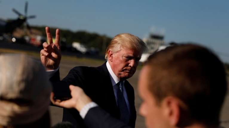 Τραμπ: Η μικροβιοφοβία και η απίστευτη πρόταση για την τρομοκρατία